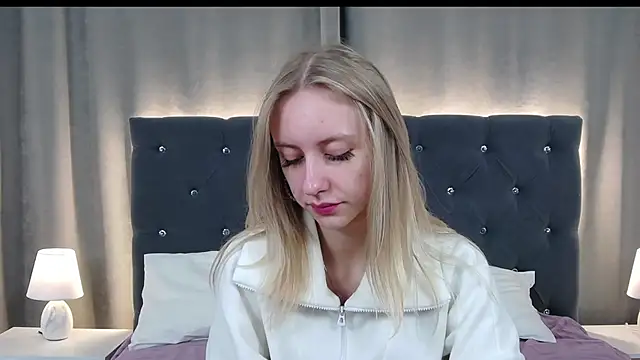 RachaelCute online show from 04-24-26, 04:15