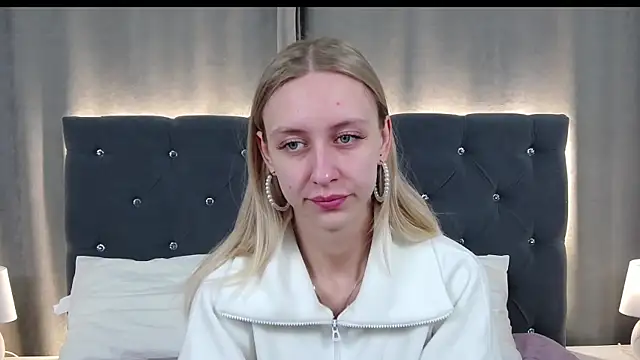 RachaelCute online show from 04-26-26, 04:10