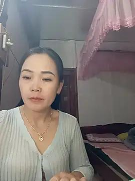 Feeling-hot online show from 02-22-26, 01:51