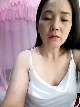 Feeling-hot online show from 05-09-26, 08:14
