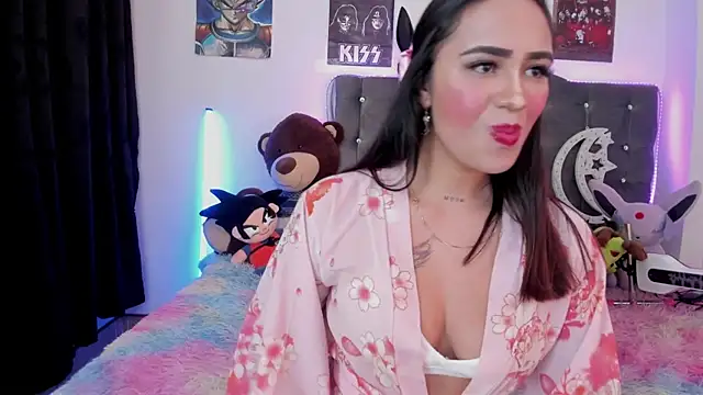 Snapshot of lunabritton1 chatting on 12-15-25, 02:16 lunabritton1 online show from 12-15-25, 02:16