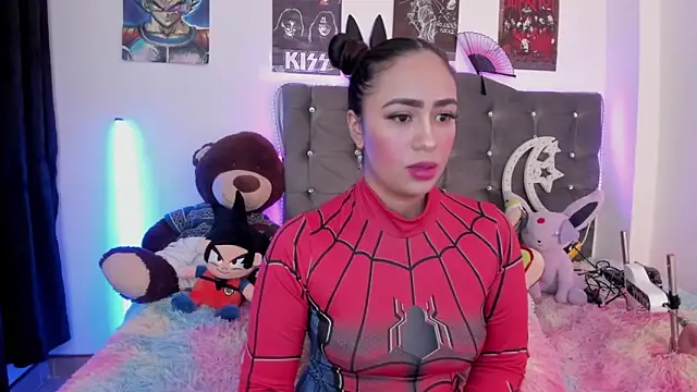 Snapshot of lunabritton1 chatting on 12-18-25, 04:18 lunabritton1 online show from 12-18-25, 04:18