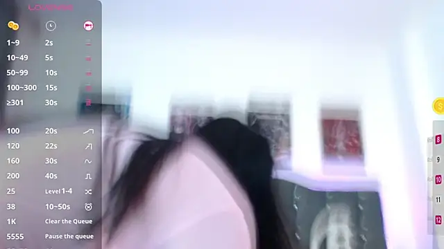 lunabritton1 online show from 04-23-26, 03:08