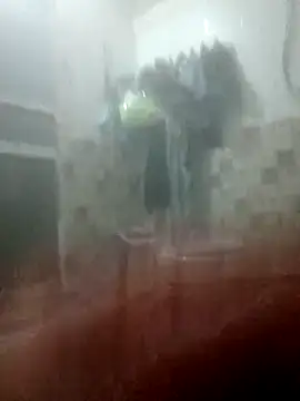 Snapshot of thuy-kieu chatting on 12-14-25, 12:43 thuy-kieu online show from 12-14-25, 12:43