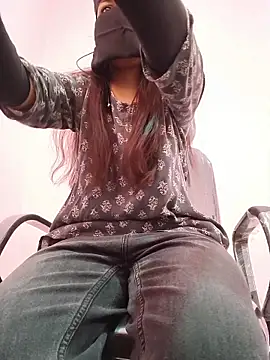 Iamyourdarling online show from 11-20-25, 05:29