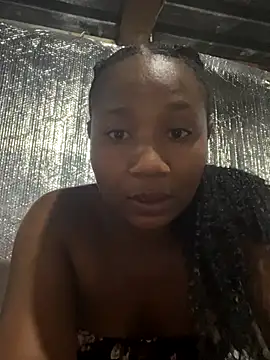 Snapshot of Berries_ chatting on 11-17-25, 04:35 Berries online show from 11-17-25, 04:35