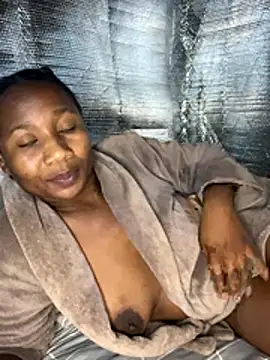 Berries  online show from 11-27-25, 06:32