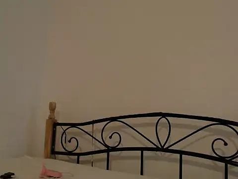 MissyDior8 online show from 11-28-25, 05:54