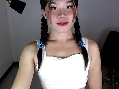 Snapshot of dazzlingcarol chatting on 06-30-26, 10:38 dazzlingcarol online show from 06-30-26, 10:38