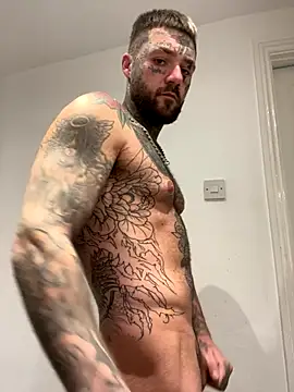 Snapshot of magicmichaell chatting on 11-12-25, 10:48 magicmichaell online show from 11-12-25, 10:48