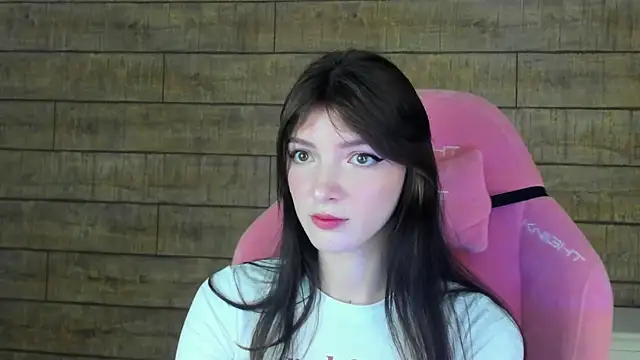 SophiaProve online show from 04-27-26, 06:06