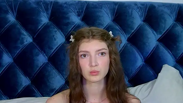 SophiaProve online show from 07-19-26, 04:54