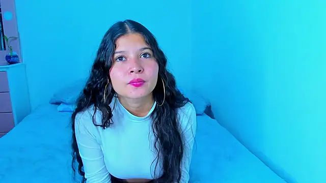 Snapshot of kiity_hot_6 chatting on 12-01-25, 10:37 kiity hot 6 online show from 12-01-25, 10:37