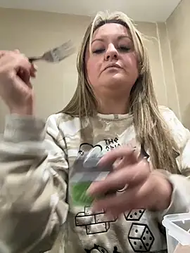 LaurenSpitz online show from 02-23-26, 11:40