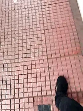 Snapshot of Unknown18cm@xh chatting on 12-03-25, 09:29 Unknown18cmxh online show from 12-03-25, 09:29