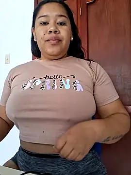 Sarahy- online show from 04-23-26, 01:57