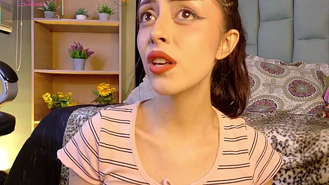 DahliaVex  online show from 04-25-26, 01:41