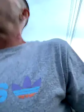 Snapshot of Lucasjandre chatting on 12-19-25, 09:44 Lucasjandre online show from 12-19-25, 09:44