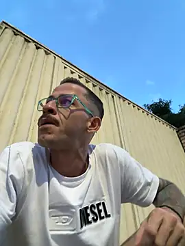 Snapshot of Lucasjandre chatting on 01-08-26, 10:01 Lucasjandre online show from 01-08-26, 10:01