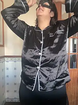 Snapshot of Lexxxie_hott chatting on 11-16-25, 04:34 Lexxxie hott online show from 11-16-25, 04:34