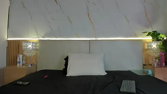 april grey11 online show from 12-16-25, 07:52