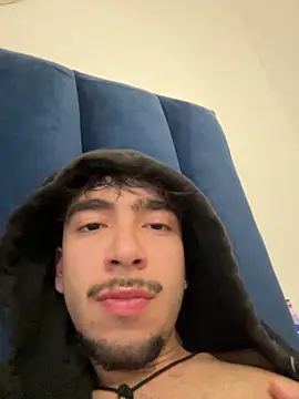 Thisispikachu online show from 02-06-26, 05:16