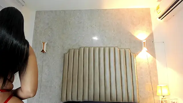 Snapshot of ArissDeLuna chatting on 03-19-26, 11:31 ArissDeLuna online show from 03-19-26, 11:31