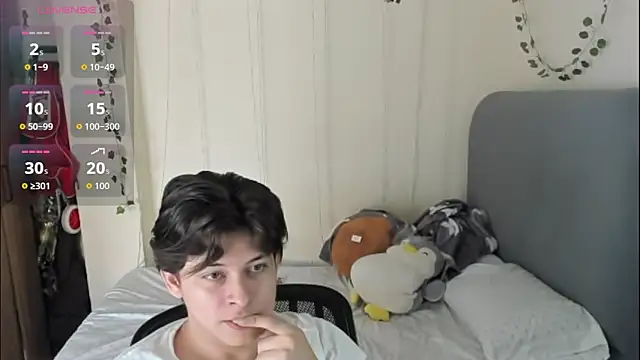 Felix kitty online show from 03-10-26, 07:19