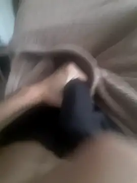 Magrinhopirocudo10283 online show from 11-18-25, 04:55