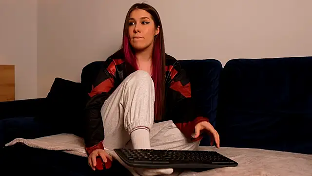 BellaBlush03 online show from 04-11-26, 08:46