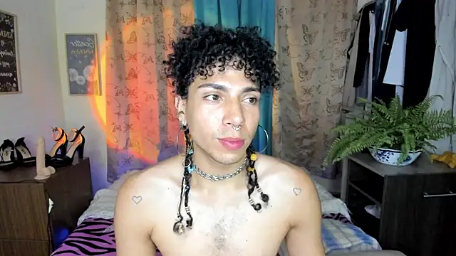 Angel White25 online show from 04-22-26, 12:24