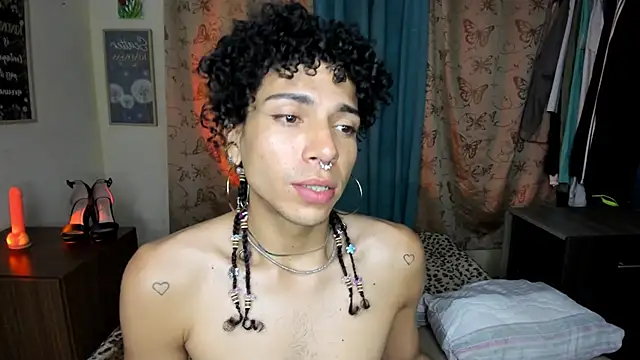 Angel White25 online show from 06-09-26, 05:41