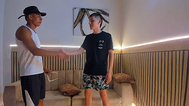 Snapshot of Justingsex1 chatting on 11-11-25, 06:13 Justingsex1 online show from 11-11-25, 06:13