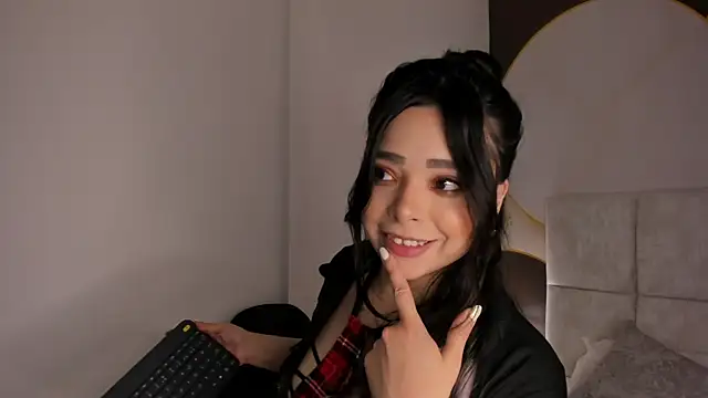 Has gonzalez online show from 11-25-25, 04:23