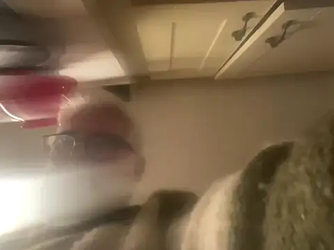 Snapshot of LeatherSdaddy chatting on 12-03-25, 07:23 LeatherSdaddy online show from 12-03-25, 07:23