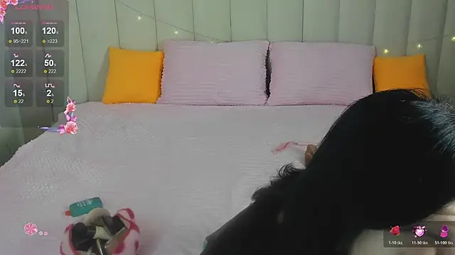 Lina Moony online show from 03-09-26, 01:53