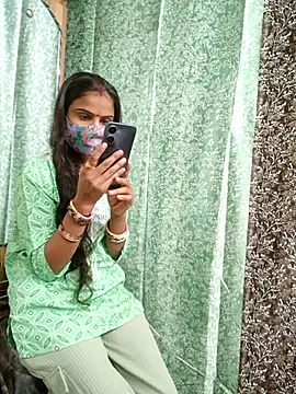 Snapshot of Virgin_girl88 chatting on 11-11-25, 07:08 Virgin girl88 online show from 11-11-25, 07:08