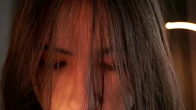 NanceeWestaway online show from 11-25-25, 02:39