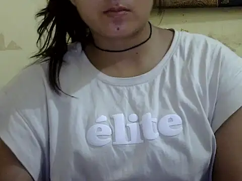 Anika Singh online show from 04-25-26, 02:58