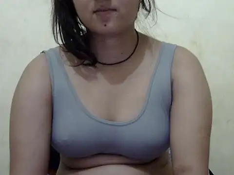 Snapshot of Anika_Singh chatting on 05-27-26, 03:53 Anika Singh online show from 05-27-26, 03:53