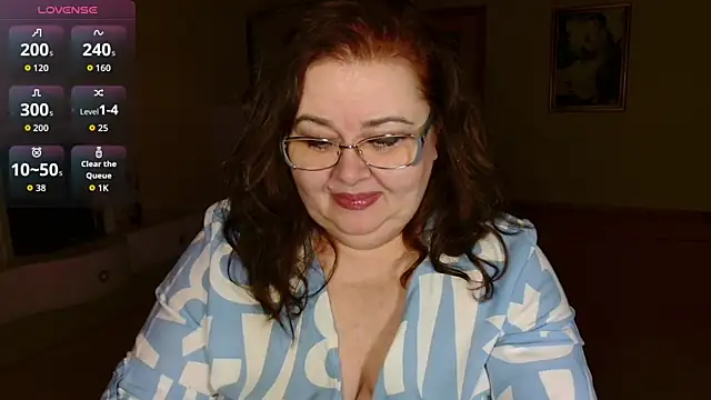 Natali-Gucci online show from 04-09-26, 09:20