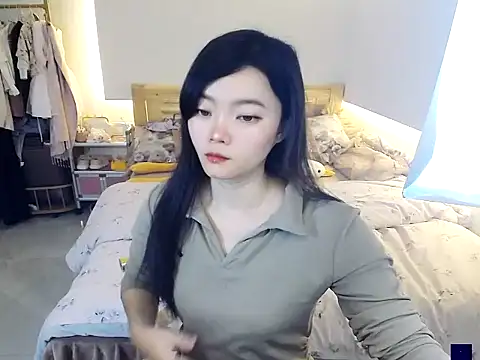 Snapshot of Shaurk chatting on 11-28-25, 02:58 Shaurk online show from 11-28-25, 02:58