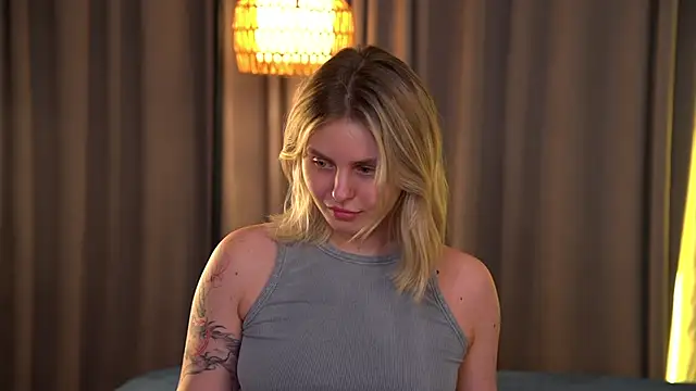 Snapshot of LilithEve_ chatting on 11-11-25, 05:46 LilithEve online show from 11-11-25, 05:46