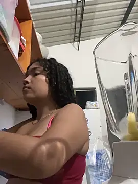 Snapshot of PetiteKattia chatting on 03-10-26, 12:15 PetiteKattia online show from 03-10-26, 12:15