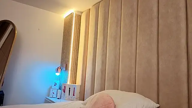 Iamnyxy online show from 04-24-26, 01:02