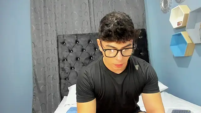 Dereck delaVega online show from 11-12-25, 11:47