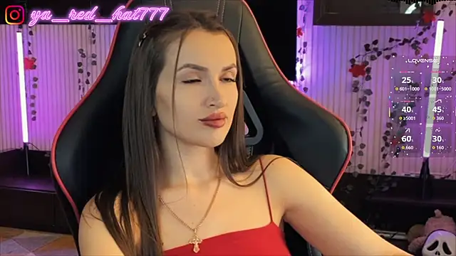 -RED HAT- online show from 04-18-26, 08:29