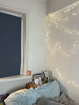 yoyogirlx online show from 02-07-26, 02:10