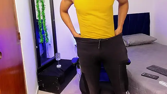 Nolan joness online show from 11-22-25, 02:05