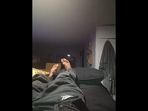 piggylatino online show from 04-24-26, 01:02